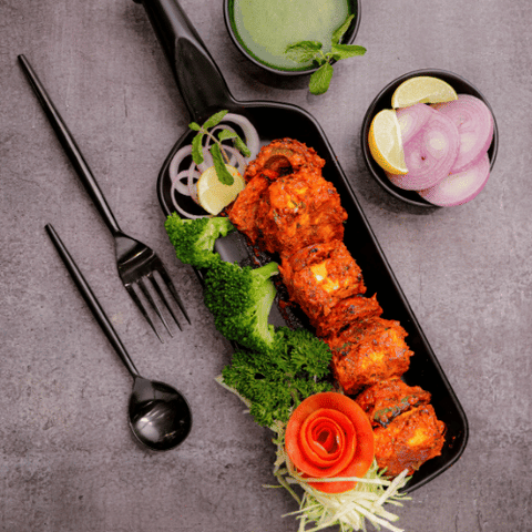 Paneer Tikka Salat